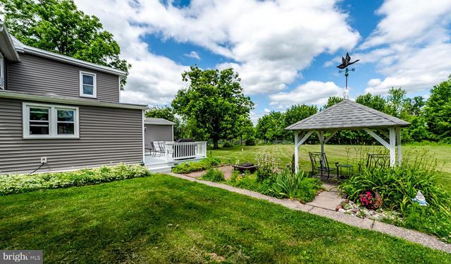 222 BLUE SCHOOL RD, Perkasie, PA 18944