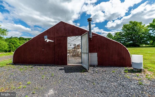 222 BLUE SCHOOL RD, Perkasie, PA 18944