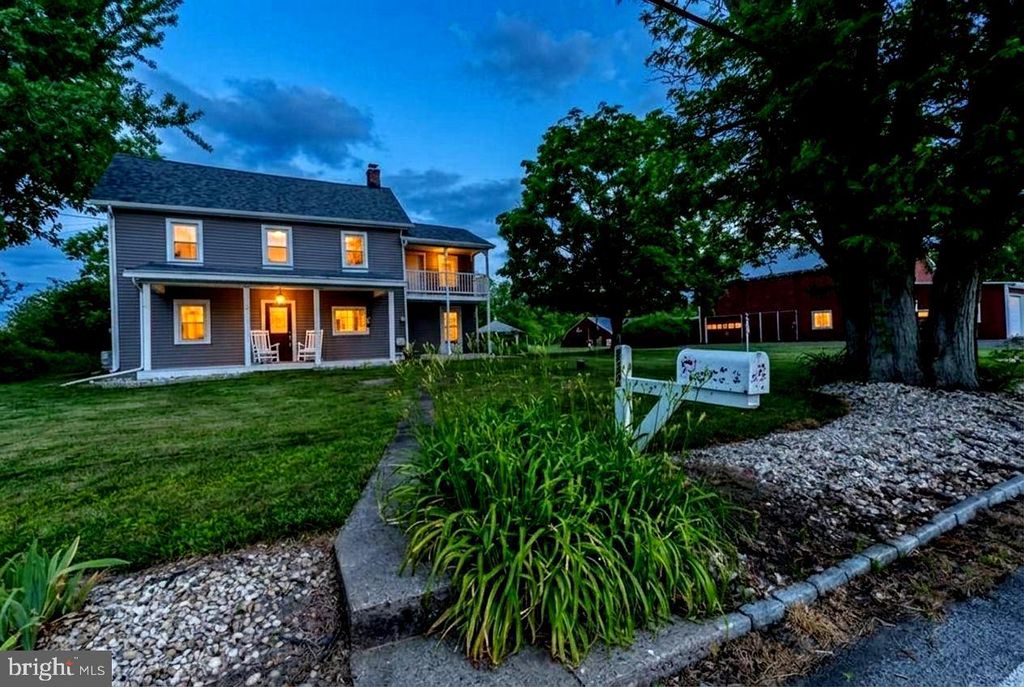 222 BLUE SCHOOL RD, Perkasie, PA 18944