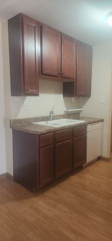 8894 Knight Avenue 213, Des Plaines, IL 60016