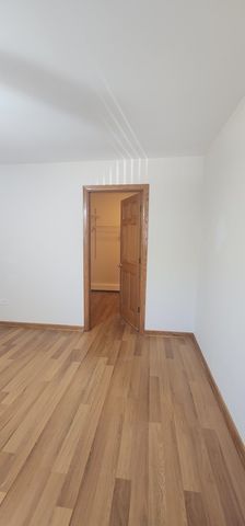 8894 Knight Avenue 213, Des Plaines, IL 60016