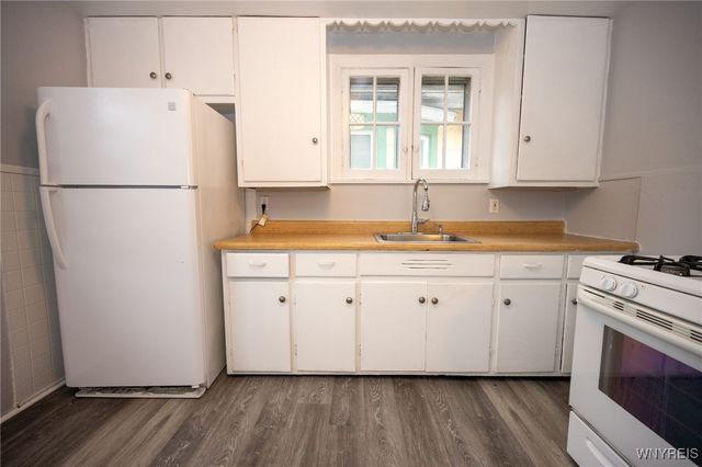 1094 Elmwood Avenue, Buffalo, NY 14222