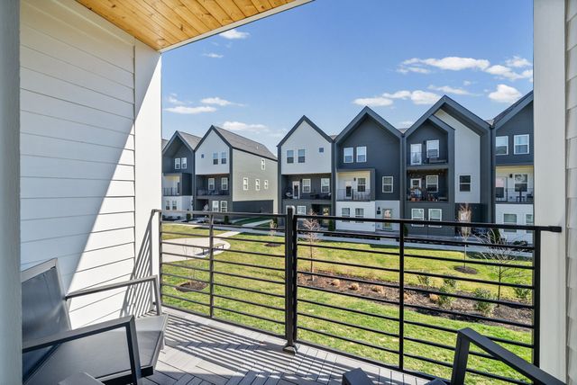 550 Markham St Unit 33, Nashville, TN 37214