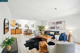325 Lenox Ave 104, Oakland, CA 94610