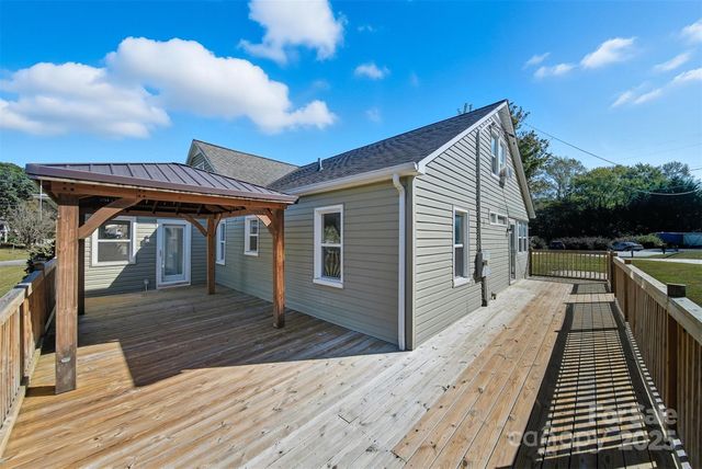 4829 Calico Road, Lenoir, NC 28645