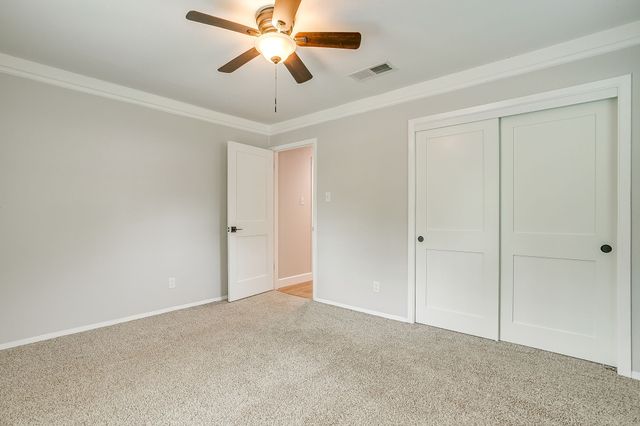 6800 Chickering Road, Fort Worth, TX 76116