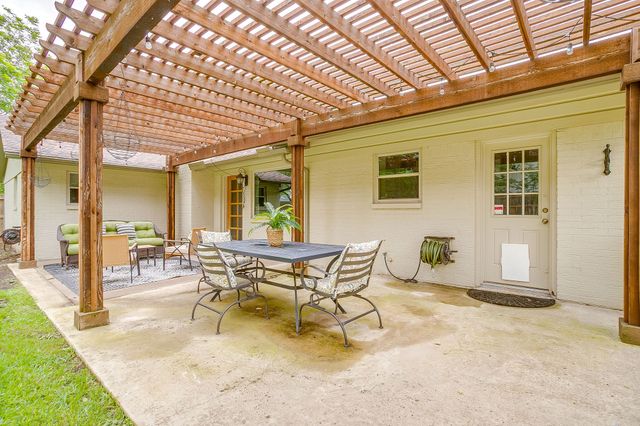 6800 Chickering Road, Fort Worth, TX 76116