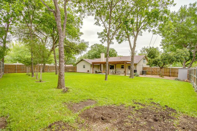 6800 Chickering Road, Fort Worth, TX 76116