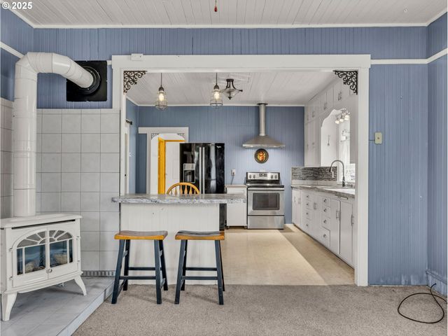 1205 49TH St, Seaview, WA 98644