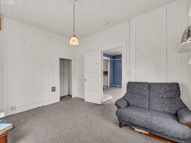 1205 49TH St, Seaview, WA 98644