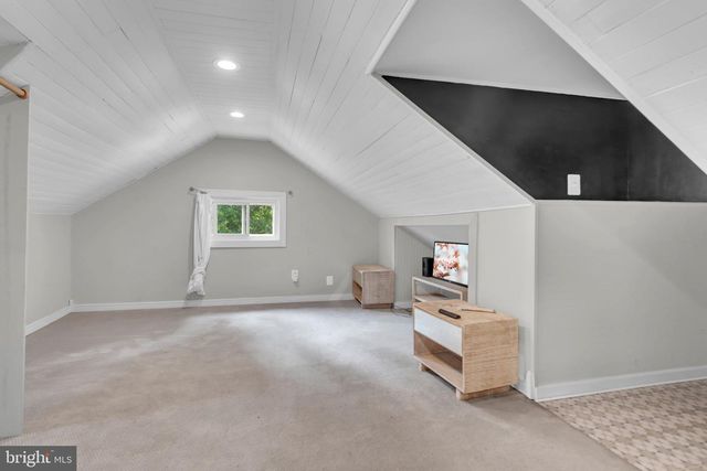 8935 FAIRGROUND RD, Bel Alton, MD 20611