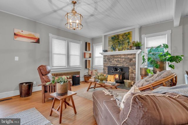 8935 FAIRGROUND RD, Bel Alton, MD 20611