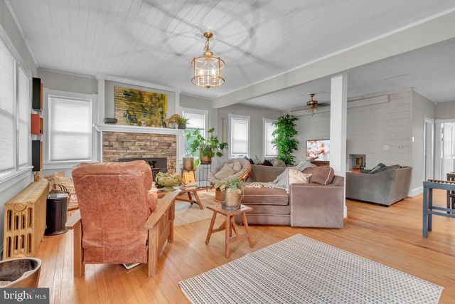 8935 FAIRGROUND RD, Bel Alton, MD 20611