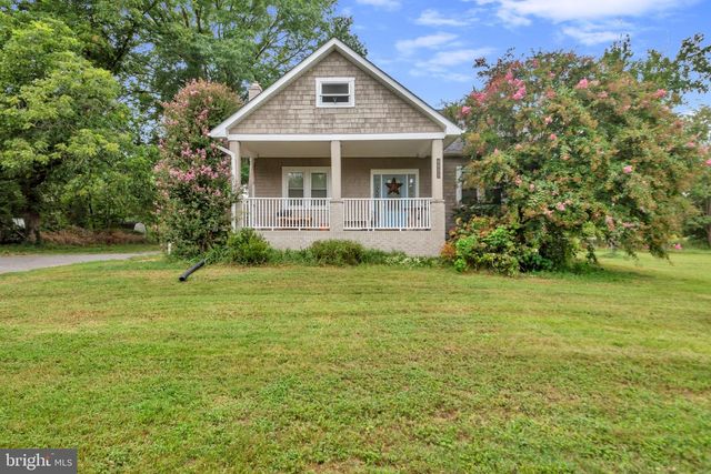 8935 FAIRGROUND RD, Bel Alton, MD 20611