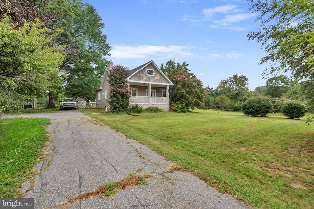 8935 FAIRGROUND RD, Bel Alton, MD 20611