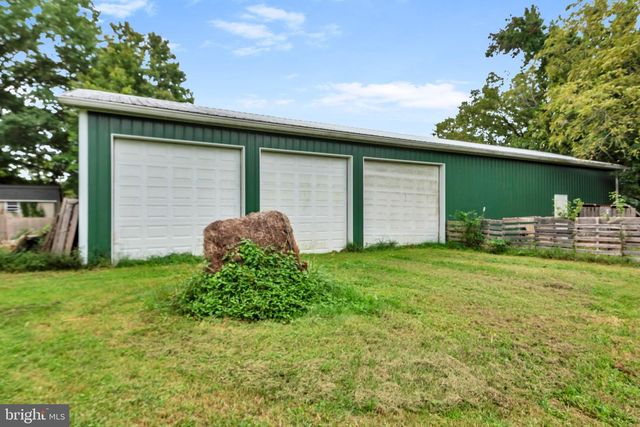 8935 FAIRGROUND RD, Bel Alton, MD 20611