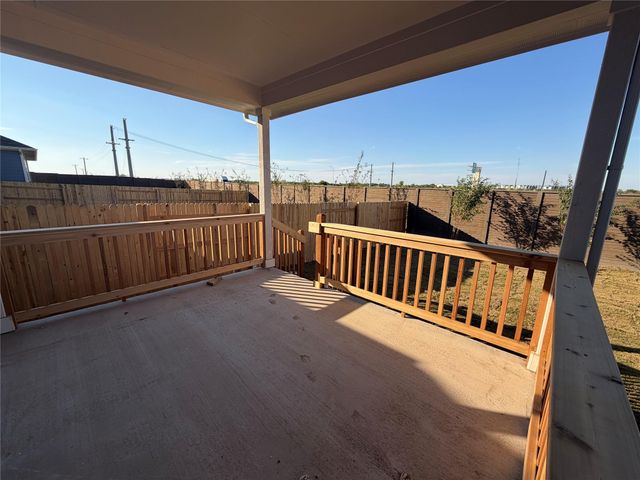 9708 Serene Bliss LN, Buda, TX 78610