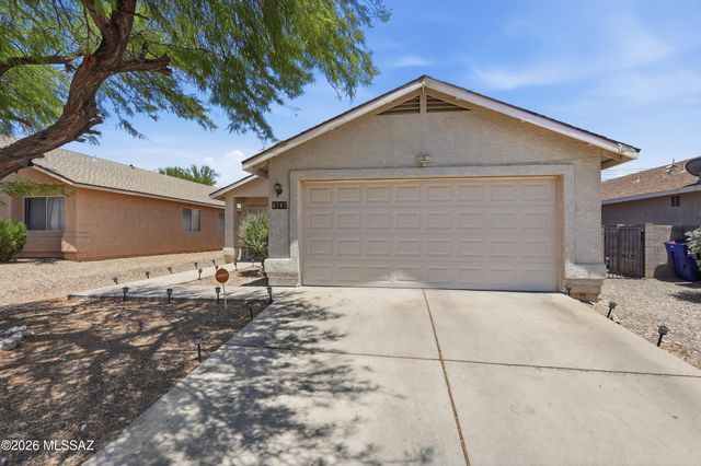 8747 S Desert Rainbow Drive, Tucson, AZ 85747