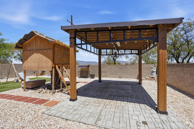 8747 S Desert Rainbow Drive, Tucson, AZ 85747