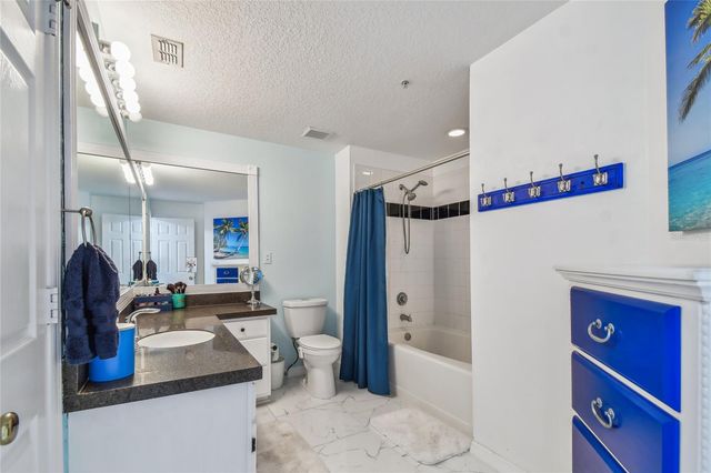 4304 BAY CLUB CIRCLE 0, Tampa, FL 33607