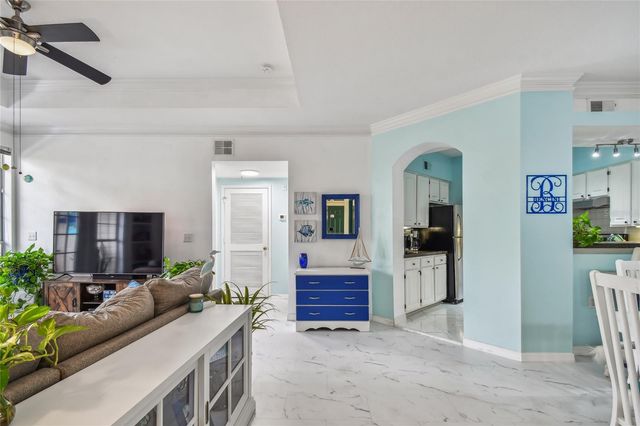 4304 BAY CLUB CIRCLE 0, Tampa, FL 33607
