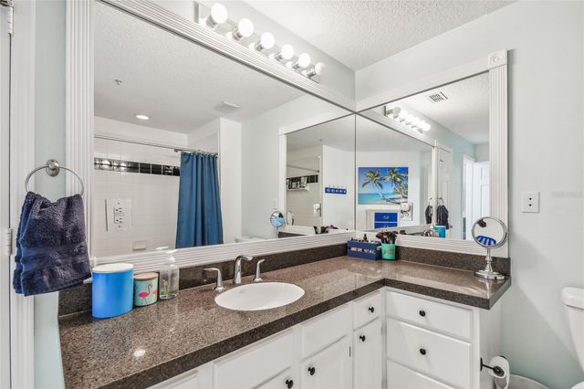 4304 BAY CLUB CIRCLE 0, Tampa, FL 33607