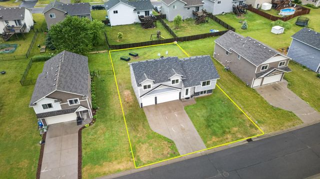 835 Highview Loop SE, Pine City, MN 55063