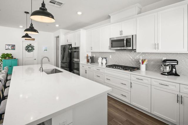 26626 Ash Smt, Menifee, CA 92584