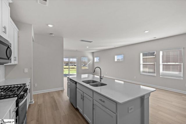 121 Bechler Drive, Gray Court, SC 29645