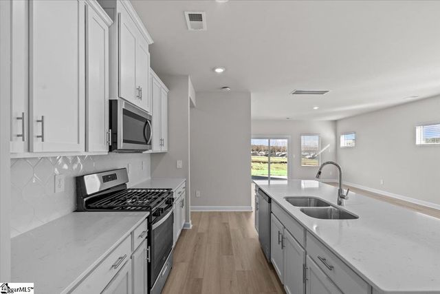 121 Bechler Drive, Gray Court, SC 29645