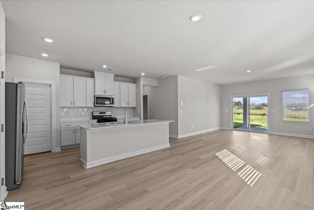 121 Bechler Drive, Gray Court, SC 29645