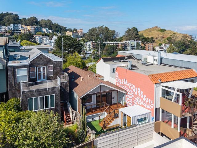 121 Lower Terrace, San Francisco, CA 94114