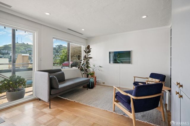 121 Lower Terrace, San Francisco, CA 94114