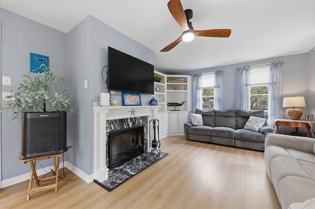 294 Stoneybrook Rd, Fitchburg, MA 01420