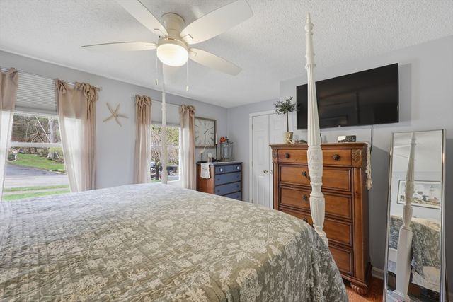 294 Stoneybrook Rd, Fitchburg, MA 01420