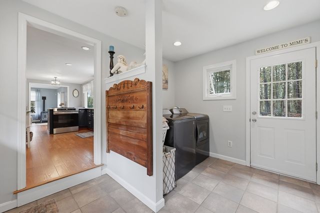 294 Stoneybrook Rd, Fitchburg, MA 01420