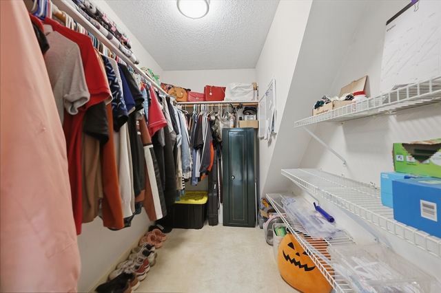 294 Stoneybrook Rd, Fitchburg, MA 01420