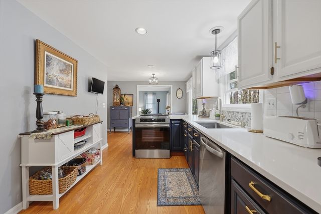 294 Stoneybrook Rd, Fitchburg, MA 01420