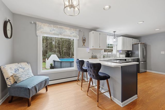 294 Stoneybrook Rd, Fitchburg, MA 01420