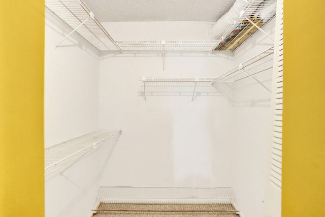 1055 Country Club Drive 305, Margate, FL 33063