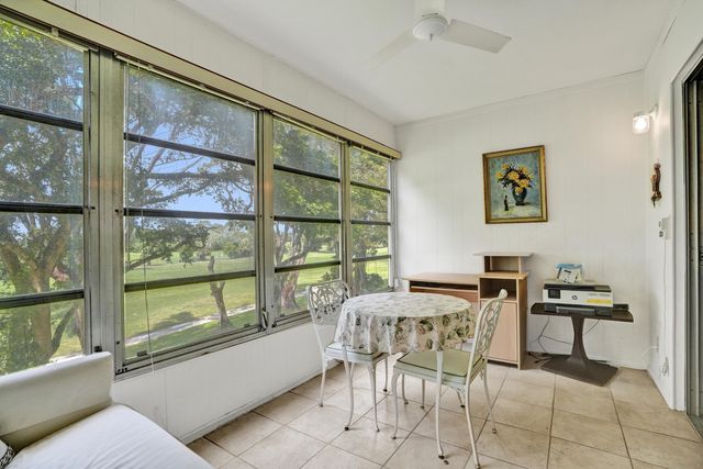 1055 Country Club Drive 305, Margate, FL 33063