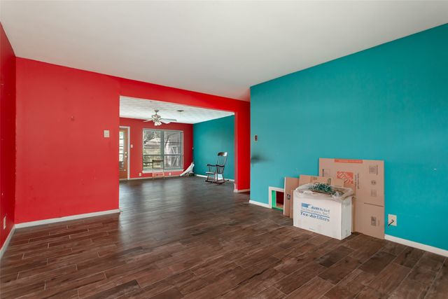 3125 Damascus Way, Farmers Branch, TX 75234