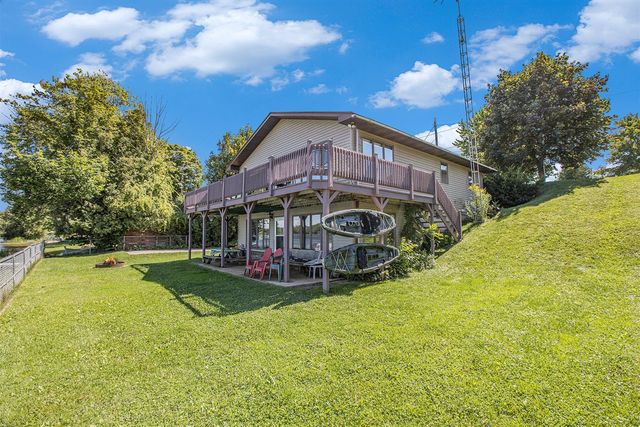 8548 Lyman Road, Kaleva, MI 49645