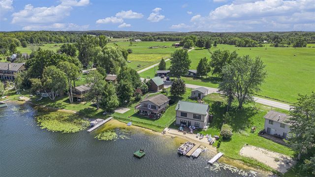 8548 Lyman Road, Kaleva, MI 49645