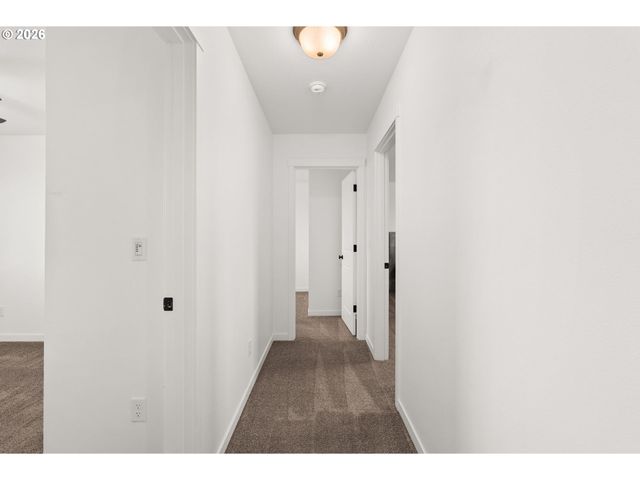 405 CARDINAL Ave, Winlock, WA 98596