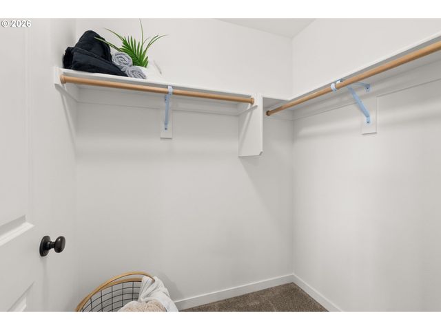 405 CARDINAL Ave, Winlock, WA 98596