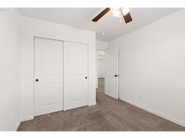 405 CARDINAL Ave, Winlock, WA 98596