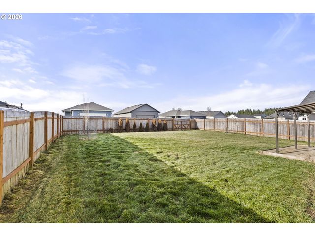 405 CARDINAL Ave, Winlock, WA 98596