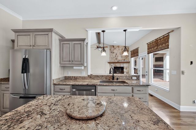 4 Sitiar, Hot Springs Village, AR 71909
