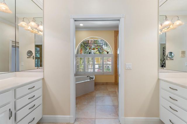 112 Hidden Hollow Drive, Palm Beach Gardens, FL 33418